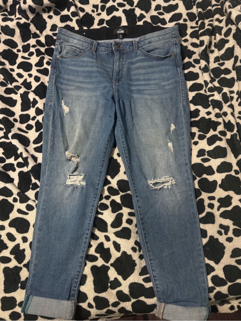 LuLaRoe Distressed Jeans size 32